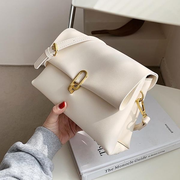 evening bags simple design solid color pu leather crossbody bag for women 2021 female fashion chain shoulder handbags and purse
evening bags simple design solid color pu leather crossbody bag for women 2021 female fashion chain shoulder handbags and purse