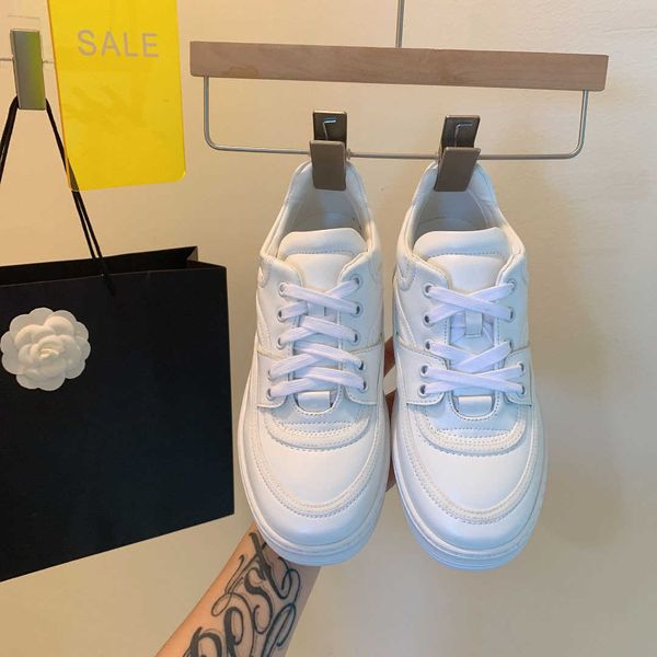 xiaoxiangjia 2021 panda white shoes soft leather comfortable lace up thick flat round head women's sports
xiaoxiangjia 2021 panda white shoes soft leather comfortable lace up thick flat round head women's sports