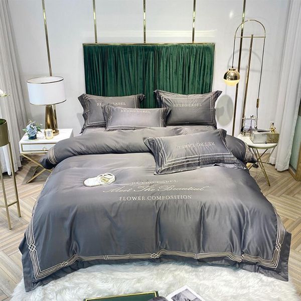 silky bedding set satin quilt cover 4pcs embroidery luxury bed white grey modern flat sheet smooth bedspreads size sets
silky bedding set satin quilt cover 4pcs embroidery luxury bed white grey modern flat sheet smooth bedspreads size sets