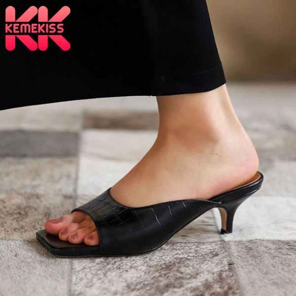 fashion women sandals shoes high-quality genuine leather slippers stylish stone pattern heels size 33-40, Black
fashion women sandals shoes high-quality genuine leather slippers stylish stone pattern heels size 33-40, Black
