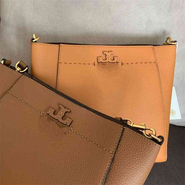 70% off single shoulder slung bucket winter new fashion women's bag large capacity head leather batch purse cyber monday
70% off single shoulder slung bucket winter new fashion women's bag large capacity head leather batch purse cyber monday