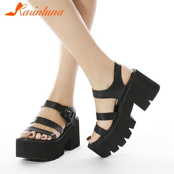 gladiator summer ladies casual roma simple sandals platform thick high heels women 2021 shoes, Black
gladiator summer ladies casual roma simple sandals platform thick high heels women 2021 shoes, Black