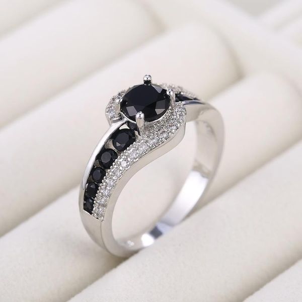 wedding rings 2021 special-interest black stone women ring dazzling crystal zircon delicate gift female classic jewelry, Slivery;golden
wedding rings 2021 special-interest black stone women ring dazzling crystal zircon delicate gift female classic jewelry, Slivery;golden