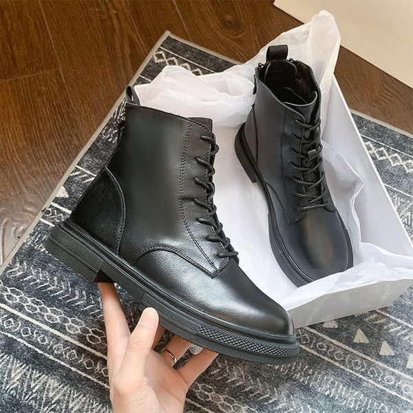 Black Boots Womens British Style Short Boots 2021 Autumn Genuine Leather Womens Casual Cowhide Rear Zipper Womens Boots
Black Boots Womens British Style Short Boots 2021 Autumn Genuine Leather Womens Casual Cowhide Rear Zipper Womens Boots