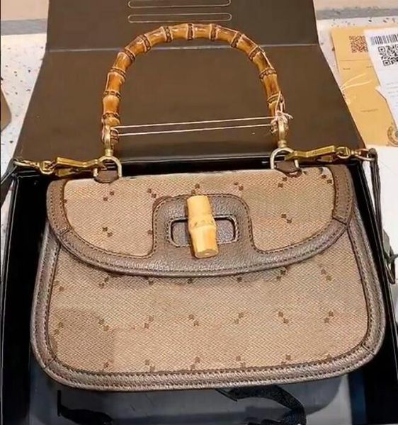 designers ladies bamboo shoulder bag handbag women fashion mother handbags shopping bags cossbody totes dancing party purse g84578#
designers ladies bamboo shoulder bag handbag women fashion mother handbags shopping bags cossbody totes dancing party purse g84578#