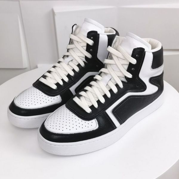 2021 luxury designer couple models basketball shoes fabric rubber outsole ct-01 the latest fashion trend casual women sneakers, Black
2021 luxury designer couple models basketball shoes fabric rubber outsole ct-01 the latest fashion trend casual women sneakers, Black