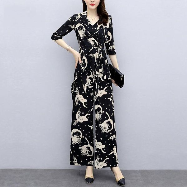summer black suits elasitc waist womenpant wide leg trousers print chiffon lace up slim v neck long shirts casual two, White
summer black suits elasitc waist womenpant wide leg trousers print chiffon lace up slim v neck long shirts casual two, White