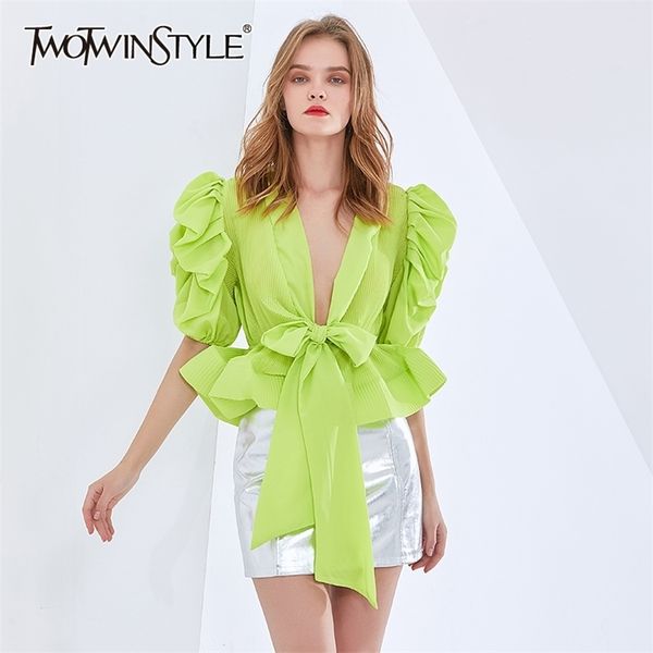 patchwork ruffle short shirt for women v neck puff sleeve lace up bowknot white blouse female fashion clothes 210524
patchwork ruffle short shirt for women v neck puff sleeve lace up bowknot white blouse female fashion clothes 210524