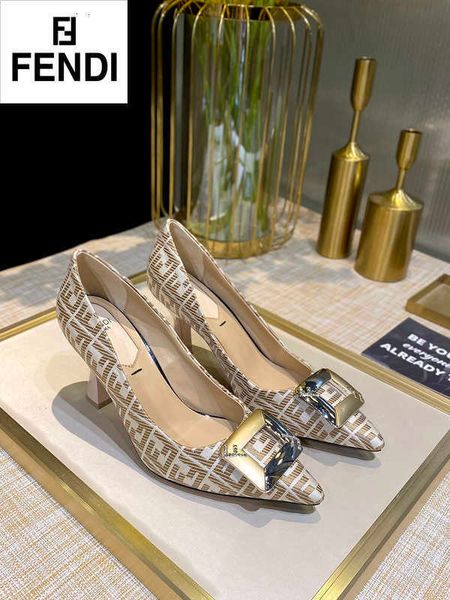 shoes designer luxury brand women high heels sandals slippers mules slides pumps dress loafers ballerinas sneakers lm4k, Black;white
shoes designer luxury brand women high heels sandals slippers mules slides pumps dress loafers ballerinas sneakers lm4k, Black;white