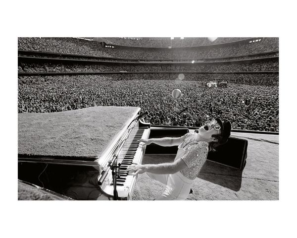 elton john performing at dodger stadium in los angeles poster painting print home decor framed or unframed ppaper material
elton john performing at dodger stadium in los angeles poster painting print home decor framed or unframed ppaper material