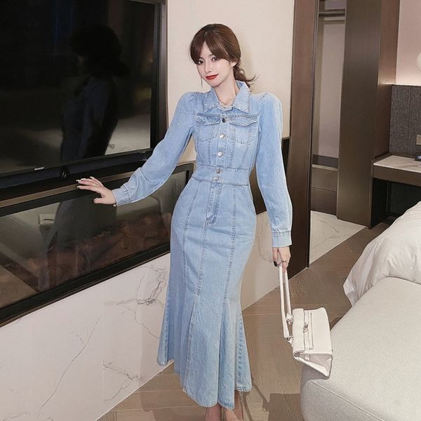 women spring turn down collar denim mermaid long dress long sleeves slim elastic waist single-breasted cowboy fishtail dress 210514, Black;gray
women spring turn down collar denim mermaid long dress long sleeves slim elastic waist single-breasted cowboy fishtail dress 210514, Black;gray