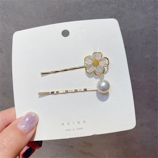 hair clips & barrettes 2021 fashion korea sweet bling rhinestone vintage retro shell flower pearl clip for women hairpins accessories, Golden;silver
hair clips & barrettes 2021 fashion korea sweet bling rhinestone vintage retro shell flower pearl clip for women hairpins accessories, Golden;silver