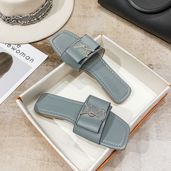 tx001 summer fashion women's flat sandals slippers white blue pink pu leather metal letter ys for outdoor wearing flip flops slipper, Black
tx001 summer fashion women's flat sandals slippers white blue pink pu leather metal letter ys for outdoor wearing flip flops slipper, Black