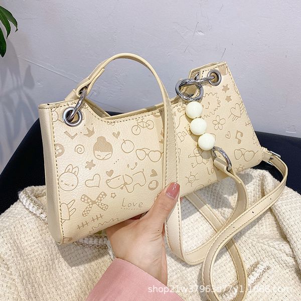 factory direct sale 75% off new 2021 trendy messenger texture women's solid color embossed portable one shoulder armpit japanese and ko
factory direct sale 75% off new 2021 trendy messenger texture women's solid color embossed portable one shoulder armpit japanese and ko