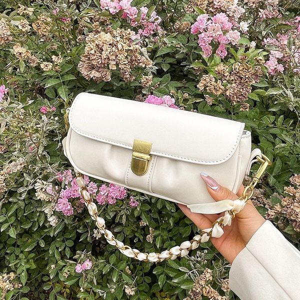 shoulder bags niche design bag female 2021 fashion all-match messenger underarm dual-use square width: 23cm
shoulder bags niche design bag female 2021 fashion all-match messenger underarm dual-use square width: 23cm