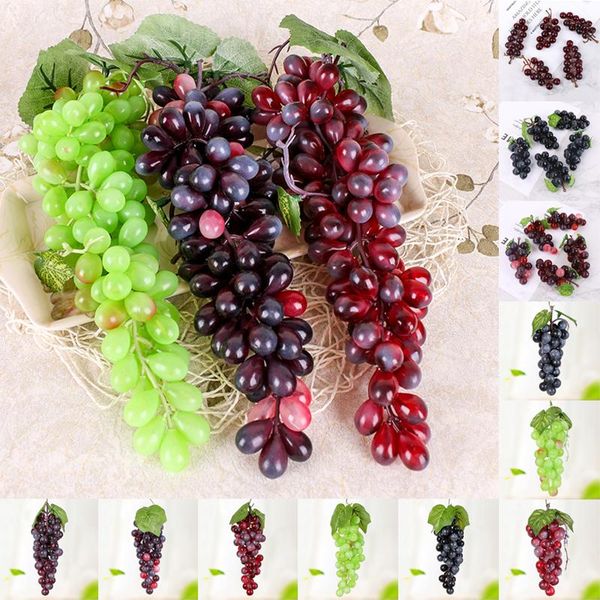 party decoration 1/5pcs simulation black red green purple grapes hanging artificial pography props fake fruits home garden
party decoration 1/5pcs simulation black red green purple grapes hanging artificial pography props fake fruits home garden