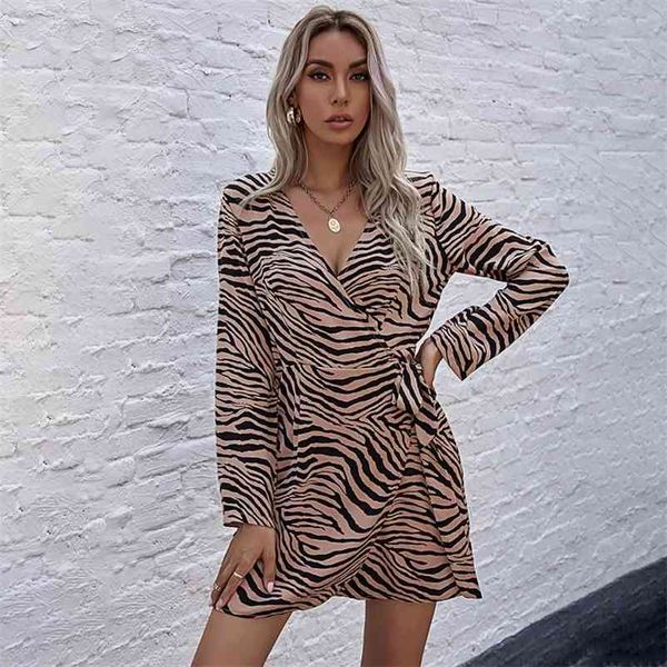 a line wrap dress women spring autumn long sleeve sashes tied mini casual elegant criss cross zebra printed 210530, Black;gray
a line wrap dress women spring autumn long sleeve sashes tied mini casual elegant criss cross zebra printed 210530, Black;gray