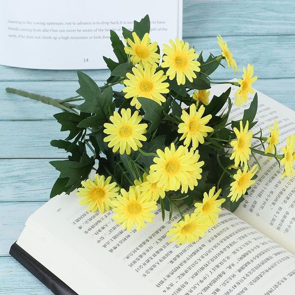 decorative flowers & wreaths 24pcs artificial silk daisy flower with stems fake bouquet table centerpieces outdoor wedding decoration
decorative flowers & wreaths 24pcs artificial silk daisy flower with stems fake bouquet table centerpieces outdoor wedding decoration
