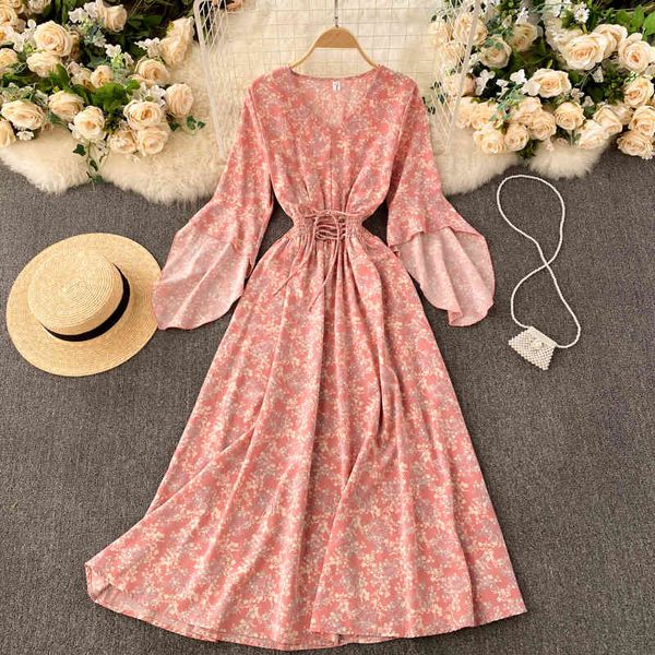 two piece dress beach style floral print long women fashion summer v-neck flare sleeve lace-up slim waist a-line boho holiday maxi, White
two piece dress beach style floral print long women fashion summer v-neck flare sleeve lace-up slim waist a-line boho holiday maxi, White