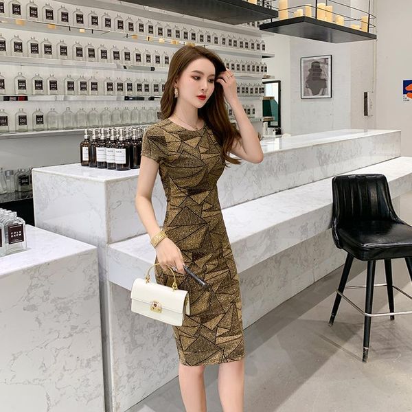casual dresses latest 2021 summer high end women geometric pattern velvet bright silk o-neck bodycon dress slim wrap bandage vestidos, Black;gray
casual dresses latest 2021 summer high end women geometric pattern velvet bright silk o-neck bodycon dress slim wrap bandage vestidos, Black;gray