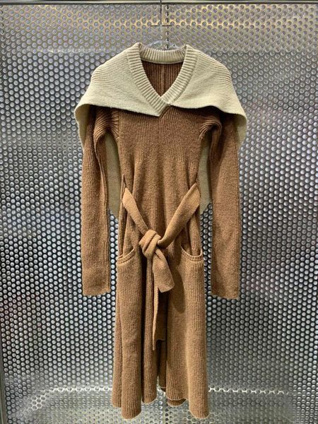 casual dresses 2021 ladies fashion long sleeve v-neck lace shawl style dress 1017, Black;gray
casual dresses 2021 ladies fashion long sleeve v-neck lace shawl style dress 1017, Black;gray