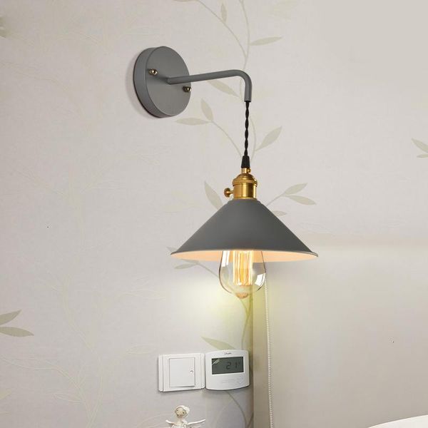 wall lamp simple modern fancy light round shaped curve led decoration electrical fitting fixture
wall lamp simple modern fancy light round shaped curve led decoration electrical fitting fixture