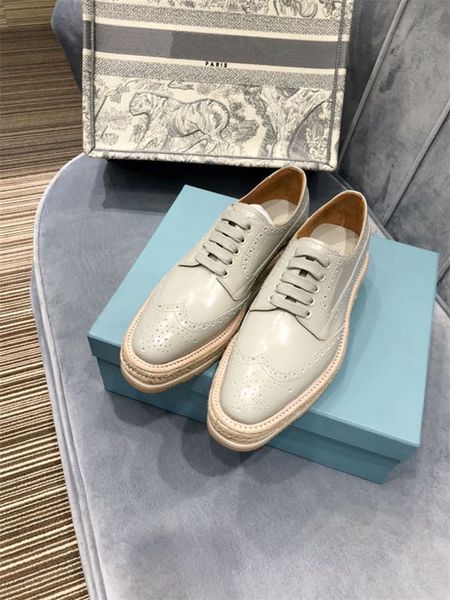 pairs men luxurys designers shoes bee casual genuine leather sneaker embroidery classic trainers, Black
pairs men luxurys designers shoes bee casual genuine leather sneaker embroidery classic trainers, Black