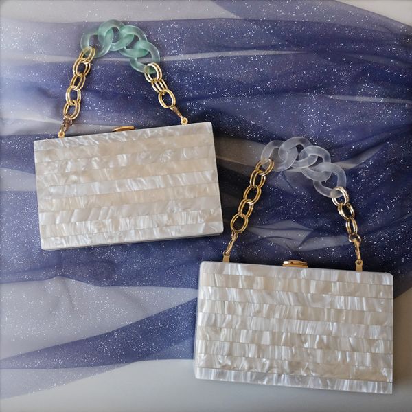 2021 new fashion handbag brand lady bag white stripe acrylic luxury party dinner cute knot wedding box clutch
2021 new fashion handbag brand lady bag white stripe acrylic luxury party dinner cute knot wedding box clutch