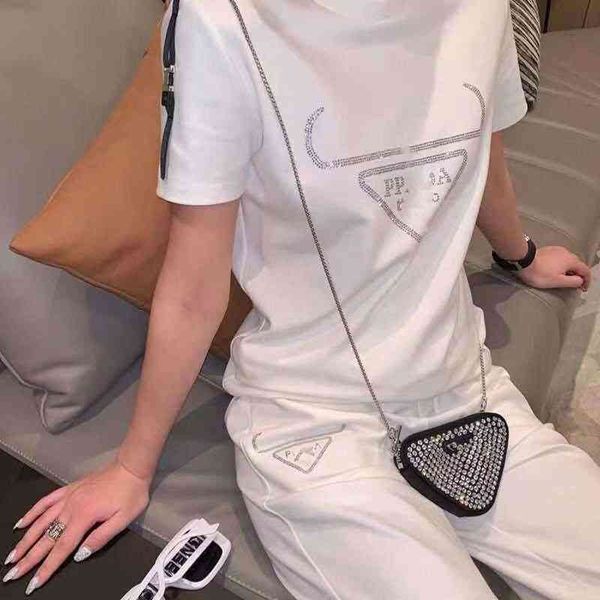 2022 factory wholesale new model short sleeved trousers p home spring and summer letter drill binding trend two-piece set, White
2022 factory wholesale new model short sleeved trousers p home spring and summer letter drill binding trend two-piece set, White