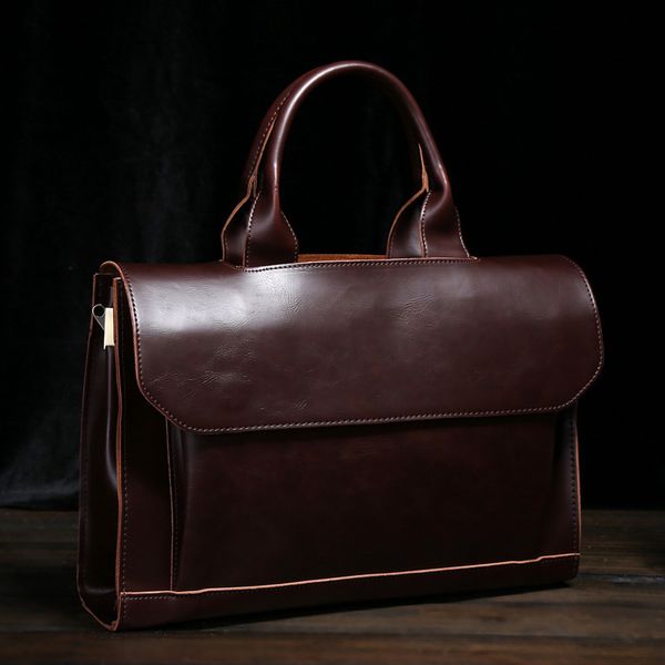 briefcase design crazy horse leather handbag korean men's bag single shoulder messenger business 
briefcase design crazy horse leather handbag korean men's bag single shoulder messenger business