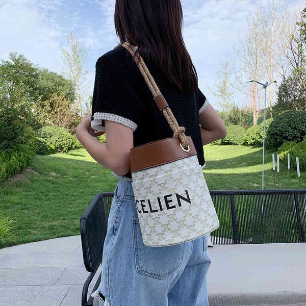 luxury handbags net red same arc hemp rope bucket armpit single shoulder old flower cylinder women's handbag hnqx
luxury handbags net red same arc hemp rope bucket armpit single shoulder old flower cylinder women's handbag hnqx