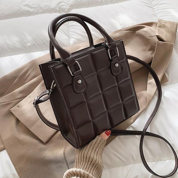 version of the trendy chocolate small bag female wild one-shoulder messenger fashion rhombus square evening bags
version of the trendy chocolate small bag female wild one-shoulder messenger fashion rhombus square evening bags