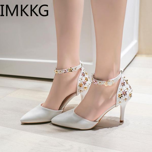 dress shoes 2021 women high heels brand pumps pointed toe buckle strap flower summer party wedding a00271, Black
dress shoes 2021 women high heels brand pumps pointed toe buckle strap flower summer party wedding a00271, Black