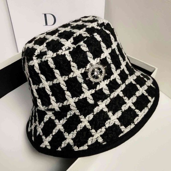 italian autumn and winter plaid fisherman's fashion drill boat anchor basin usa classic hat, Black;white
italian autumn and winter plaid fisherman's fashion drill boat anchor basin usa classic hat, Black;white