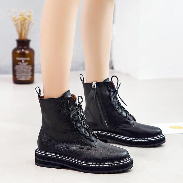 power with boots south korean version of autumn 2021 versatile net red skinny women's leather slippers, Black
power with boots south korean version of autumn 2021 versatile net red skinny women's leather slippers, Black