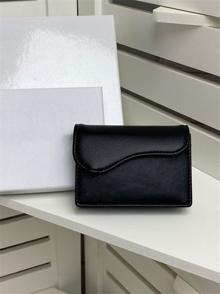 dio fashion short wallet pvc designer classic letter retro card case trend men and women sale bag, Red;black
dio fashion short wallet pvc designer classic letter retro card case trend men and women sale bag, Red;black