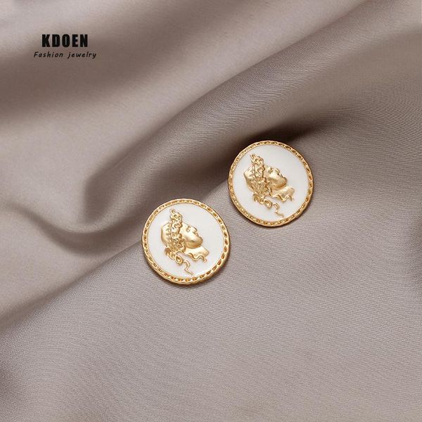 gothic white disc beauty head stud earrings for woman fashion korean jewelry wedding party gift girl's unusual, Golden;silver
gothic white disc beauty head stud earrings for woman fashion korean jewelry wedding party gift girl's unusual, Golden;silver