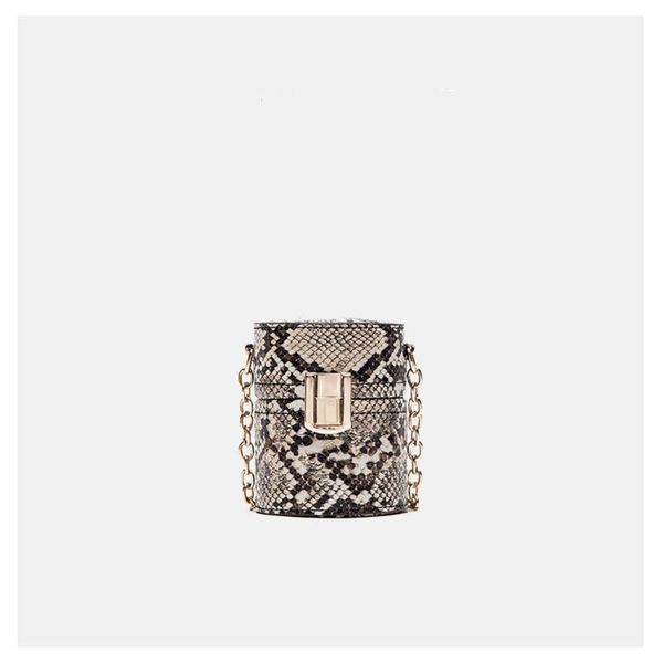 duffel bags 2021 lady mini lipstick bag snake print chain messenger cylinder small shoulder ladies handbag
duffel bags 2021 lady mini lipstick bag snake print chain messenger cylinder small shoulder ladies handbag