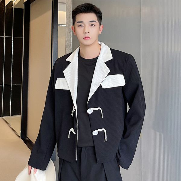 Menswear Black And White Color Block Spliced Blazers 2021 New Notched Single Breasted Short Suit Jacket Autumn Winter 2021, White;black
Menswear Black And White Color Block Spliced Blazers 2021 New Notched Single Breasted Short Suit Jacket Autumn Winter 2021, White;black