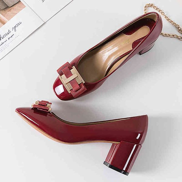 sandals classic wedding shoes woman decoration metal pumps bowknot high heels designer thick ladies wearing qpas, Black
sandals classic wedding shoes woman decoration metal pumps bowknot high heels designer thick ladies wearing qpas, Black