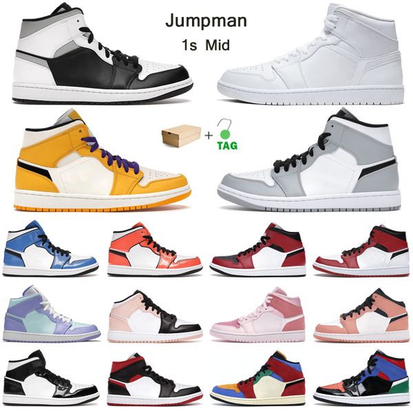 1s mid basketball shoes 1 mens trainers white shadow smoke grey ice cream university blue court purple womens outdoor sneakers with box
1s mid basketball shoes 1 mens trainers white shadow smoke grey ice cream university blue court purple womens outdoor sneakers with box