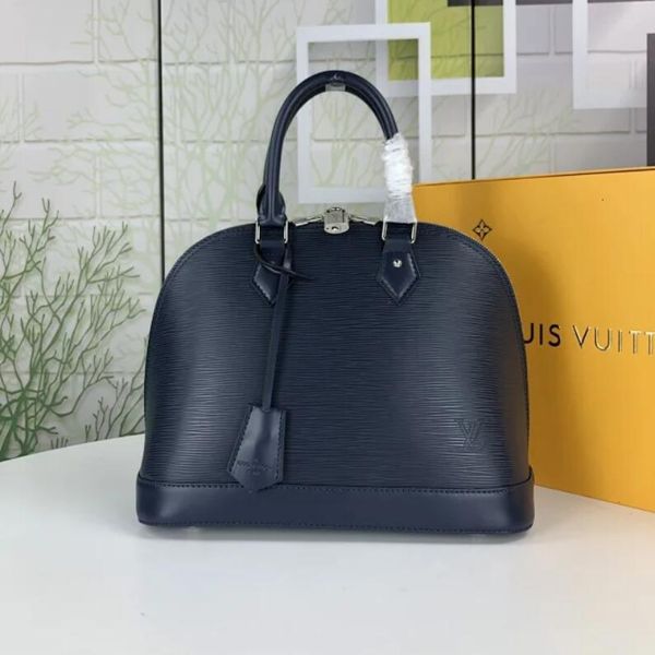 cross brand designer luxury m40302 93595 new water ripple shell bag ladies handbag handbags iconic handles shoulder bags totes body bag
cross brand designer luxury m40302 93595 new water ripple shell bag ladies handbag handbags iconic handles shoulder bags totes body bag