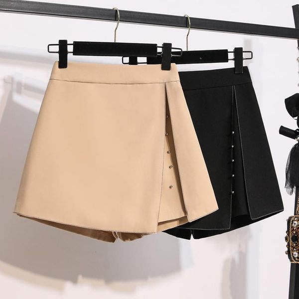 women's shorts 2021 spring and summer nail bead high waist wide leg show thin versatile, White;black
women's shorts 2021 spring and summer nail bead high waist wide leg show thin versatile, White;black