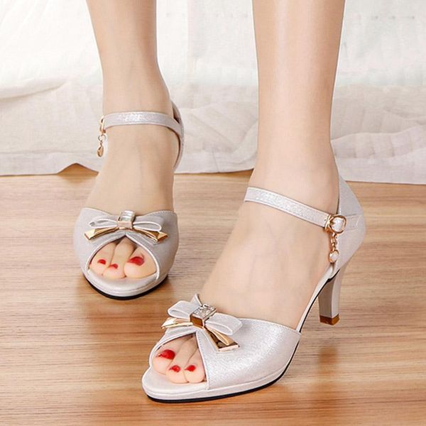 dress shoes 2021 spring summer women wedding bridal open toe dres woman pumps ankle strap sandals peep party 7958n, Black
dress shoes 2021 spring summer women wedding bridal open toe dres woman pumps ankle strap sandals peep party 7958n, Black