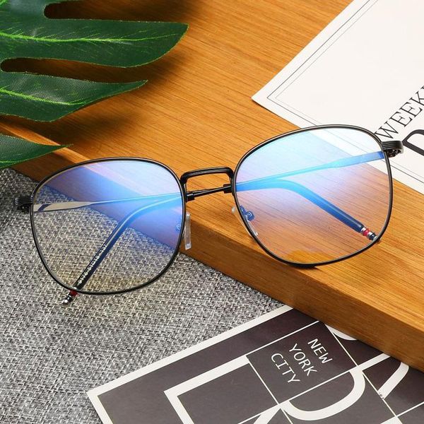 sunglasses blue light blocking glasses for woman 2021 optical eyeglasses man screen protecter yx9176, White;black
sunglasses blue light blocking glasses for woman 2021 optical eyeglasses man screen protecter yx9176, White;black