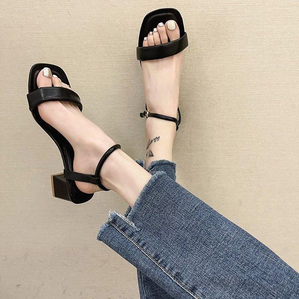 block heels fashion womens shoes 2021 black platform sandals all-match med suit female beige buckle chunky luxury comfort espadr
block heels fashion womens shoes 2021 black platform sandals all-match med suit female beige buckle chunky luxury comfort espadr