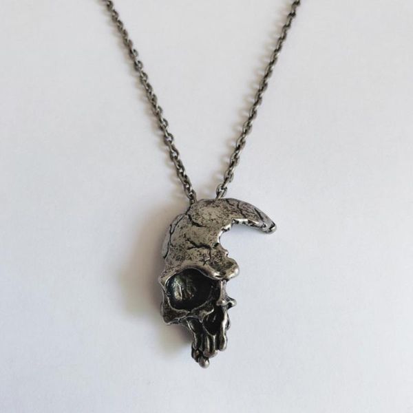 pendant necklaces rongxing 2021 explosions retro half skull necklace metal pendants gothic jewelry choker crow chain skeleton trendy, Silver
pendant necklaces rongxing 2021 explosions retro half skull necklace metal pendants gothic jewelry choker crow chain skeleton trendy, Silver