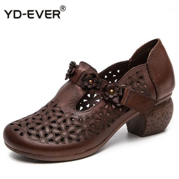 dress shoes 2021 spring summer hollow genuine leather medium heels women's retro handmade sandals thick heel, Black
dress shoes 2021 spring summer hollow genuine leather medium heels women's retro handmade sandals thick heel, Black