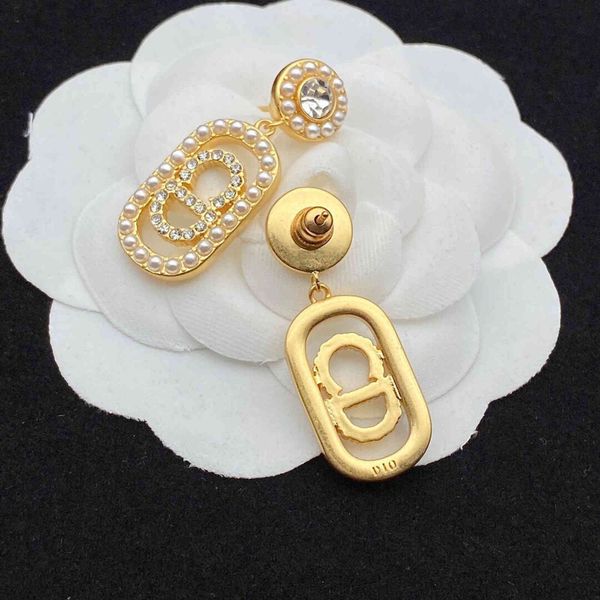 factory specials aa minority pendant ring pearl letter earrings net red live broadcast of the same style, Silver
factory specials aa minority pendant ring pearl letter earrings net red live broadcast of the same style, Silver