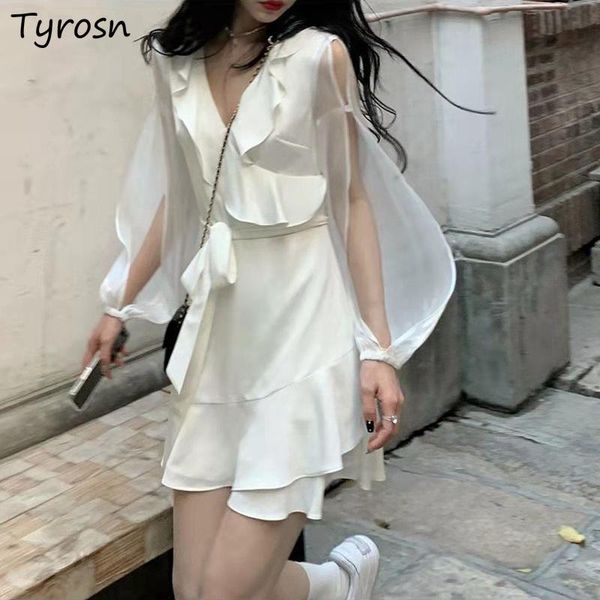 casual dresses women summer latern sleeve trumpet solid v-neck chic mini dress korean style all-match ins defined waist fairy fashion, Black;gray
casual dresses women summer latern sleeve trumpet solid v-neck chic mini dress korean style all-match ins defined waist fairy fashion, Black;gray